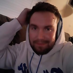 Meet your Posher, Adam